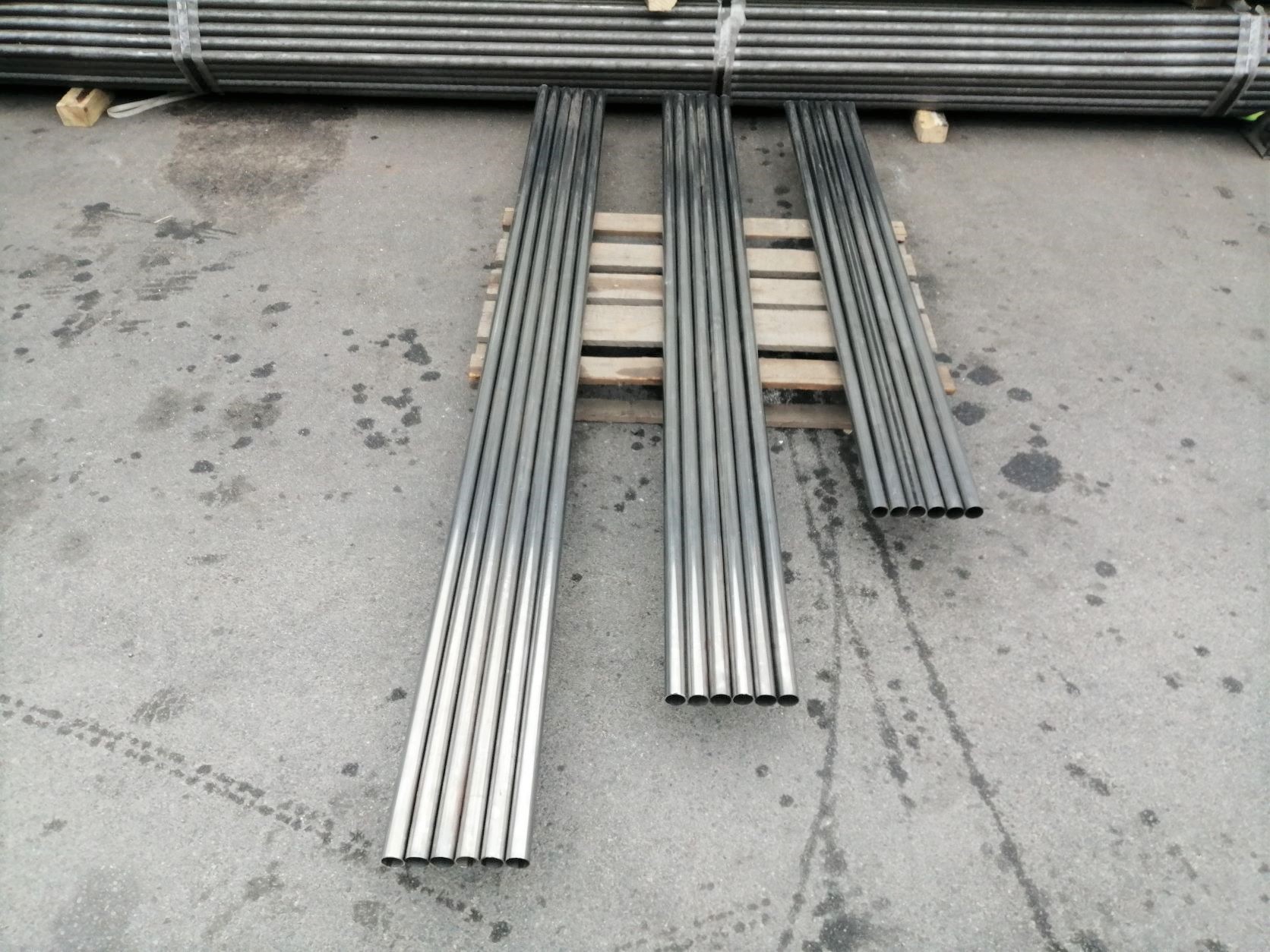 Plotový stĺpik oceľový, rozmer 40,0 x 1,5 mm, v dĺžke 2,95 m, S355+CR1